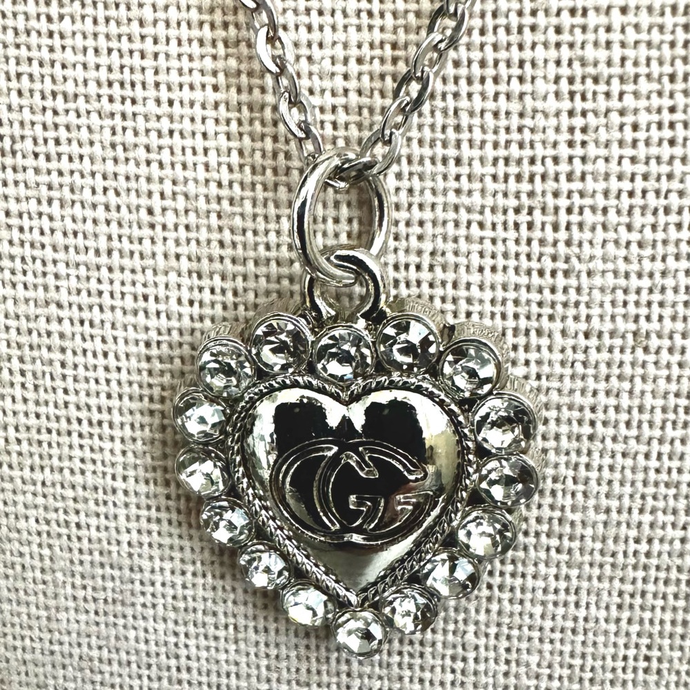 Gucci Heart Zipper Pull on Unbranded Necklace